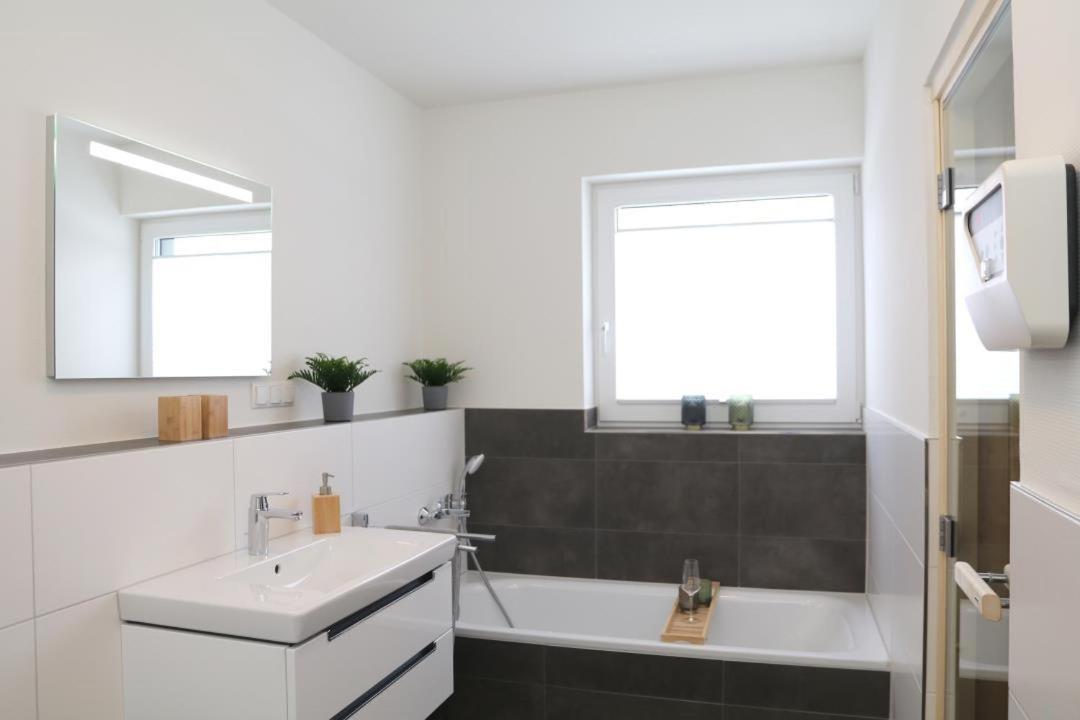 Diemelblick Acht - Ferienhaus Fuer 6 Personen Mit Sauna, Garten Und Dachterrasse Mit Panoramablick Heringhausen المظهر الخارجي الصورة